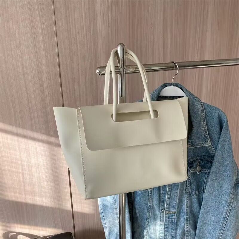 Luxury Women’s Shoulder Bag – Soft Premium Leather Feel, Large Capacity Designer Tote, Timeless Retro Elegance