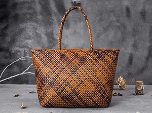 Romantic Woven Leather Tote – Handmade Cowhide Bucket Bag for Women’s Beach & Holiday
