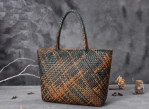 Romantic Woven Leather Tote – Handmade Cowhide Bucket Bag for Women’s Beach & Holiday