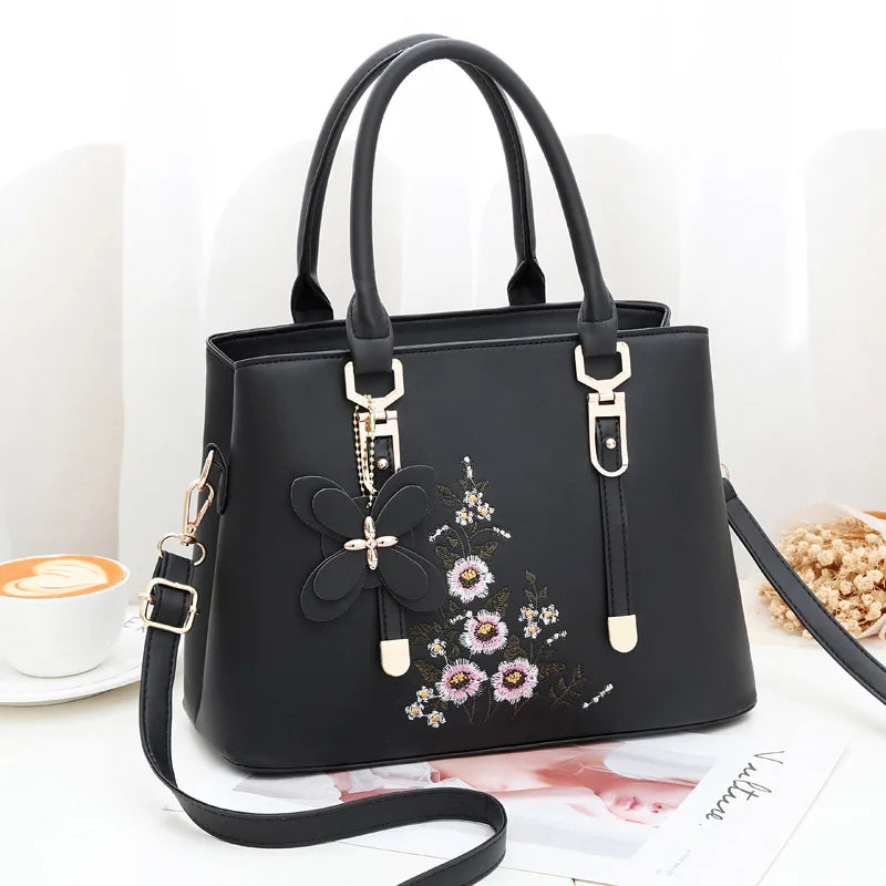 Embroidered Leather Tote – Stylish, Spacious & Everyday Ready