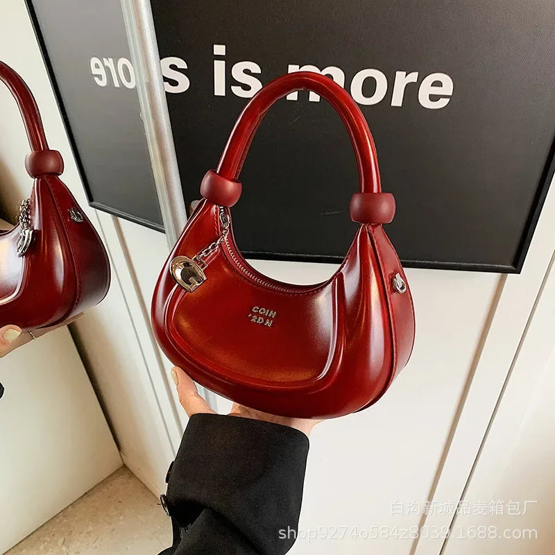 Low-Key Luxury Crescent Bag – High-End Summer Underarm & Shoulder Messenger