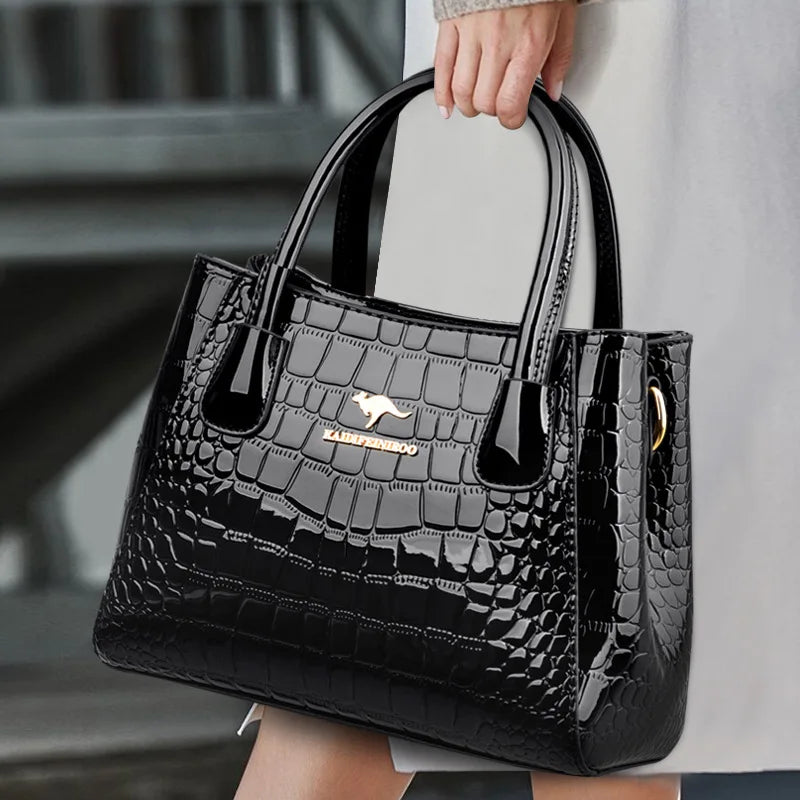 Versatile Spacious Everyday Tote for Women