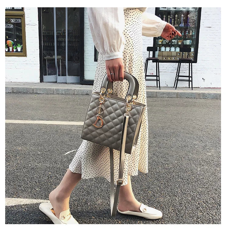 Luxury Chain Tote – Trendy Quilted Design & Versatile Carry