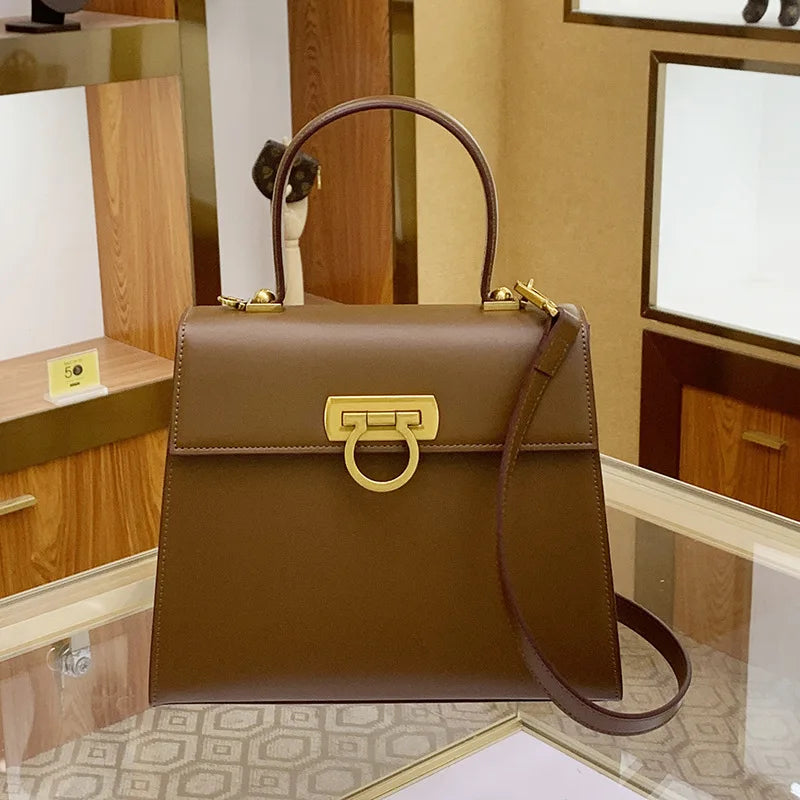 French Soft Leather Crossbody – Fashionable Kelly-Style Handbag with Horseshoe Buckle
