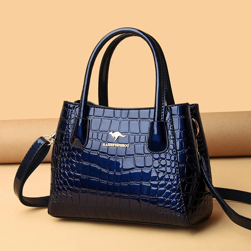 Versatile Spacious Everyday Tote for Women