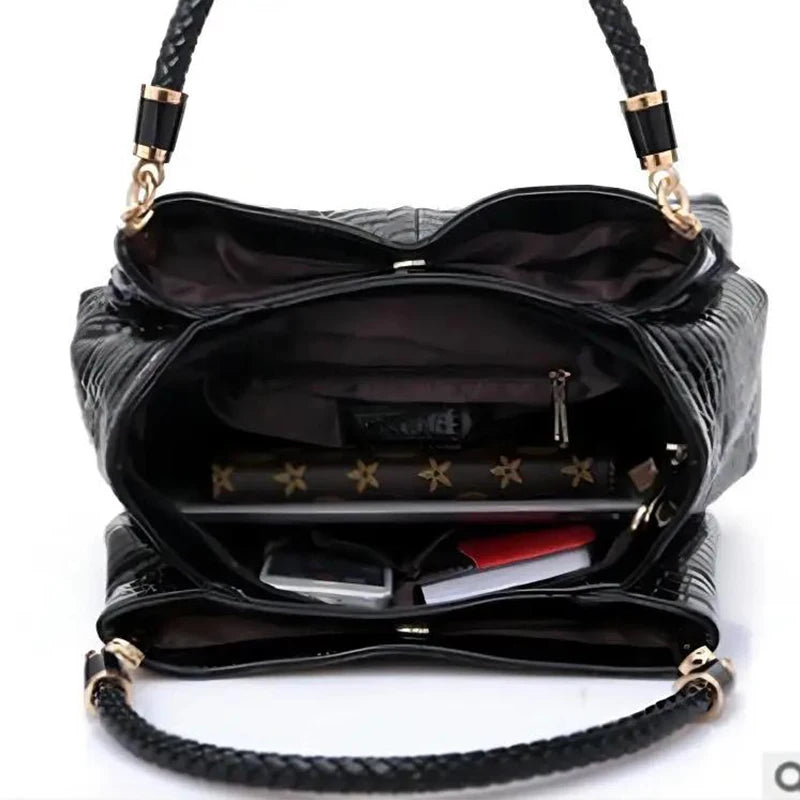 Crocodile Print Tote – Sleek, Spacious & Commute-Ready