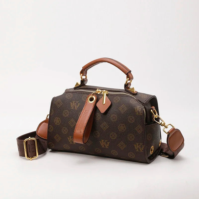 Elegant Leather Shoulder Bag – Luxury Designer Crossbody Tote for Women