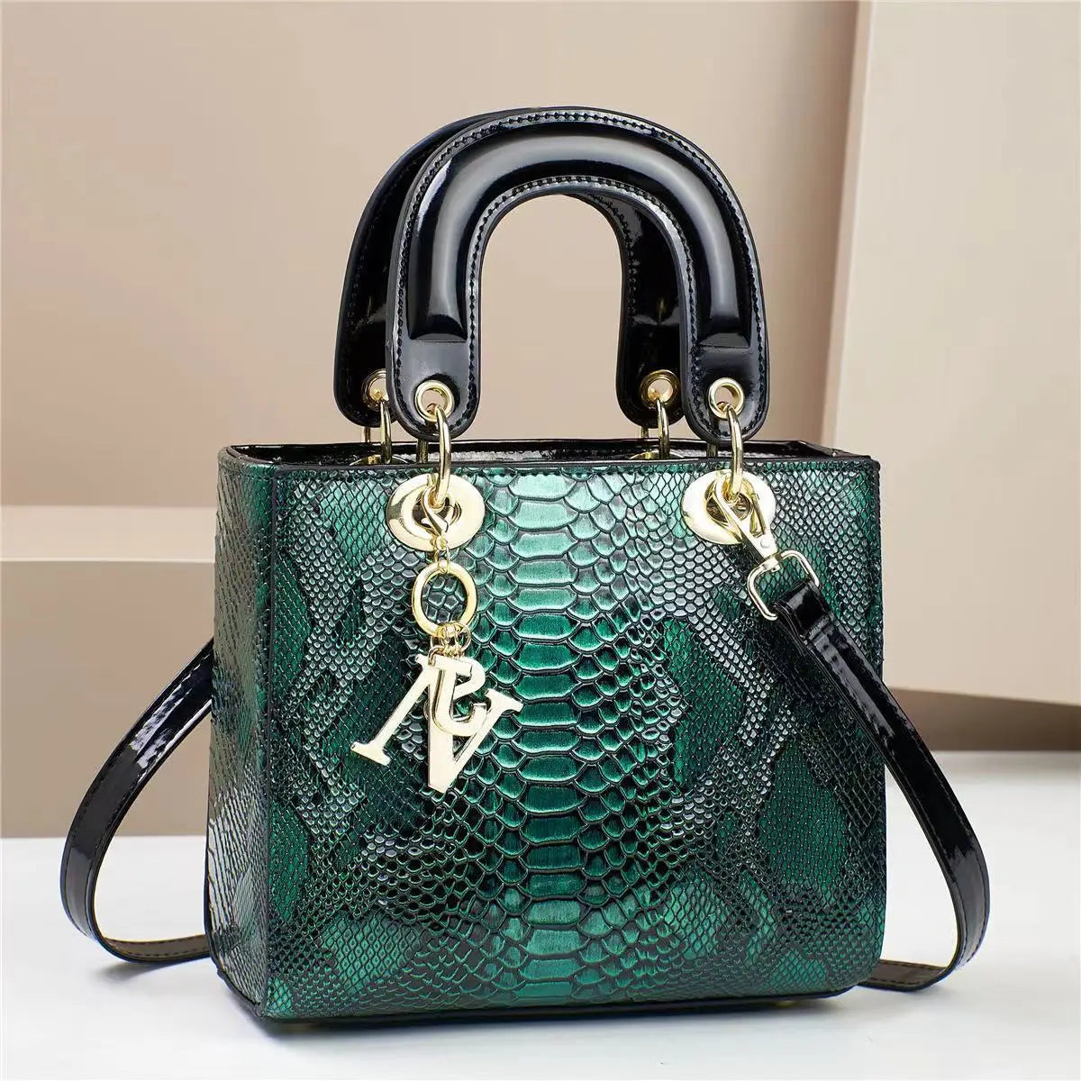 Large-Capacity Shoulder Bag – Patterned Crossbody & Bucket Handbag for Women