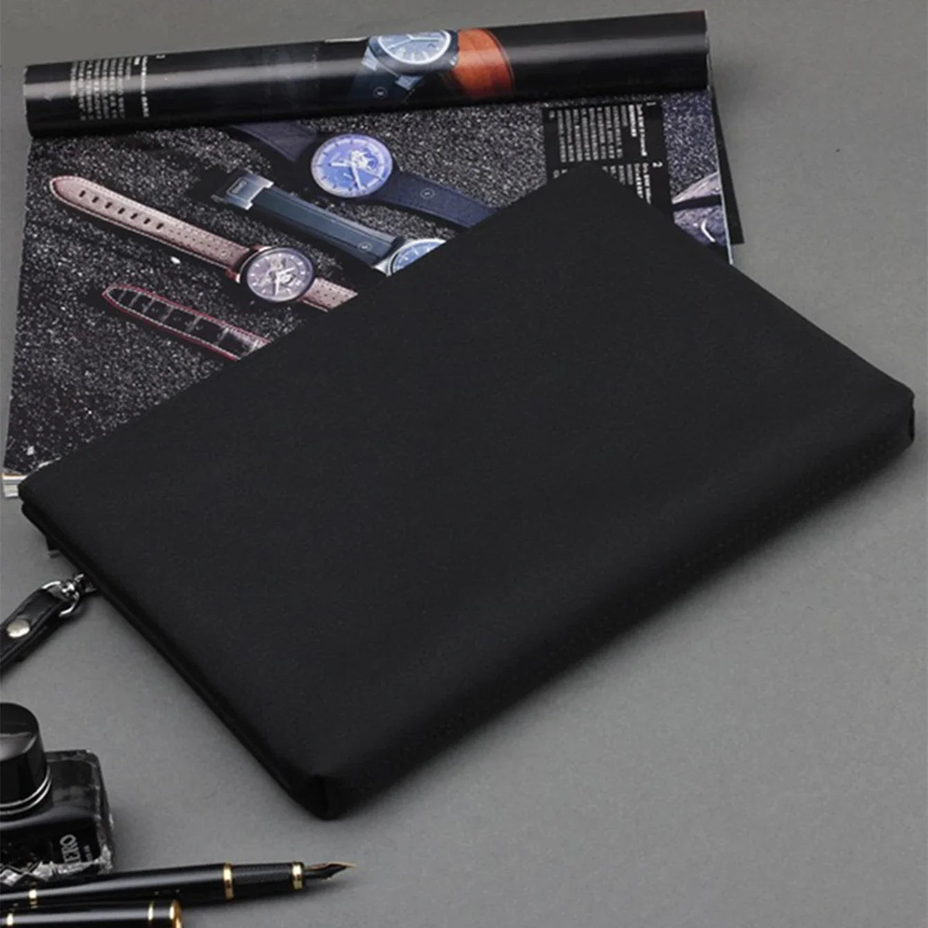 Slim Business Clutch – Men’s Portable Zipper Wristlet Handheld Bag