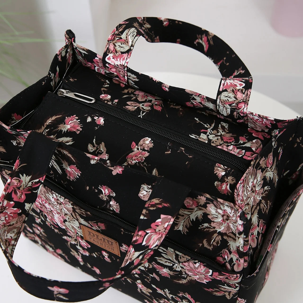 Large Capacity Thickened Cloth Tote – Minimalist Work & Lunch Storage Bag for Daily Use