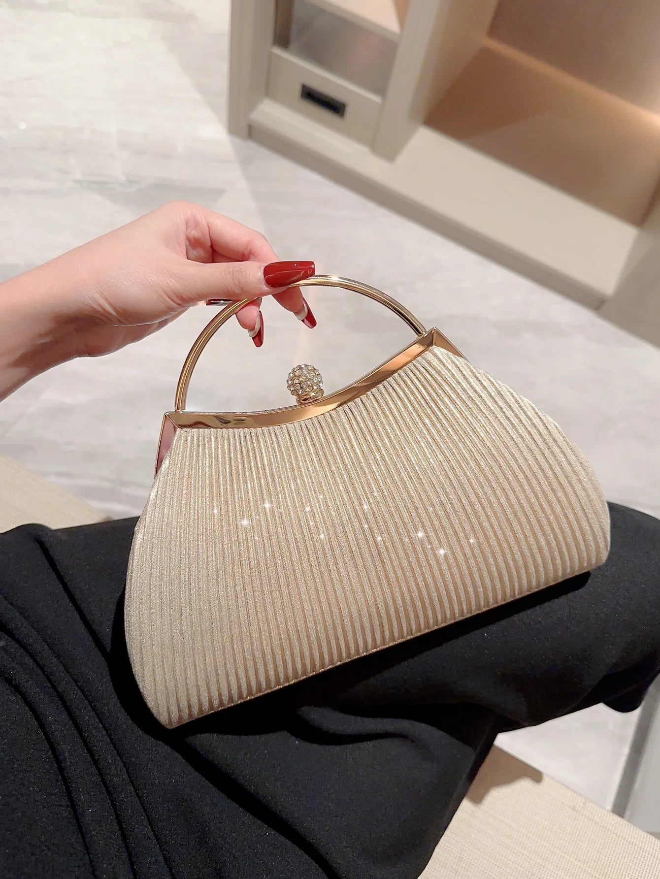 Classic Pleated Evening Bag – Shiny Handheld Clutch with Rhinestone Detail for Women