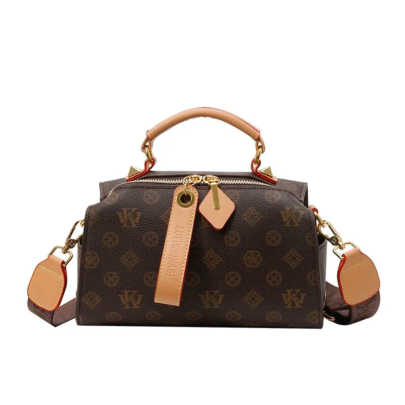 Elegant Leather Shoulder Bag – Luxury Designer Crossbody Tote for Women
