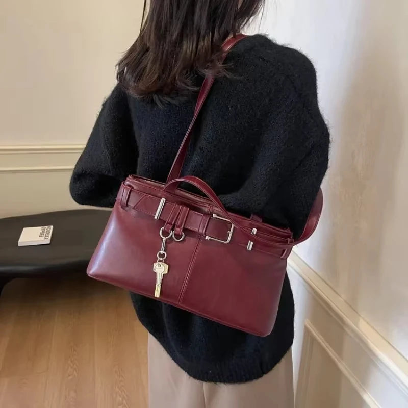 Retro Leather Underarm Bag – Trendy Large-Compartment Shoulder Handbag for Women