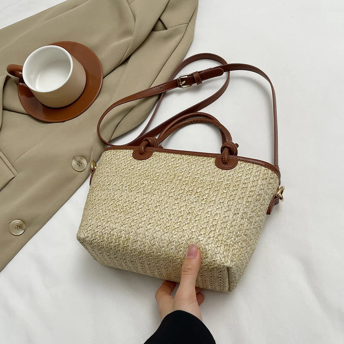 Summer Grass Handbag – Unique Design for Women
