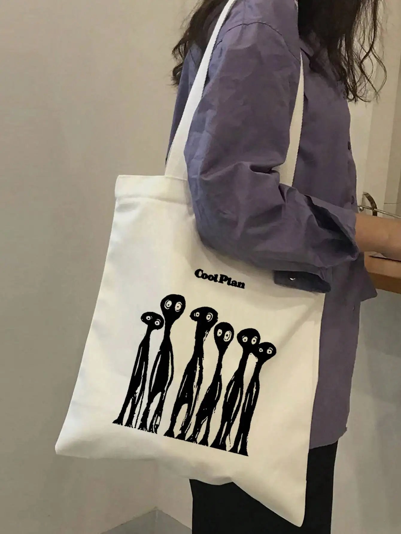 Floral Graffiti Canvas Tote – Bold, Stylish & Street-Ready