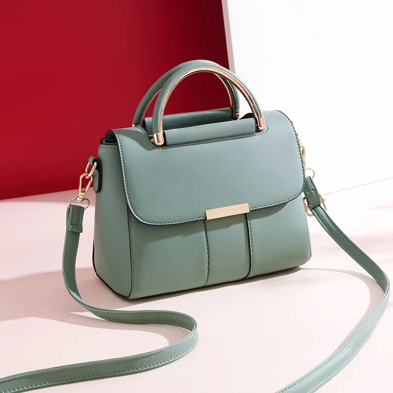 Fashion Crossbody – Compact, Cute & Perfect for Summe
