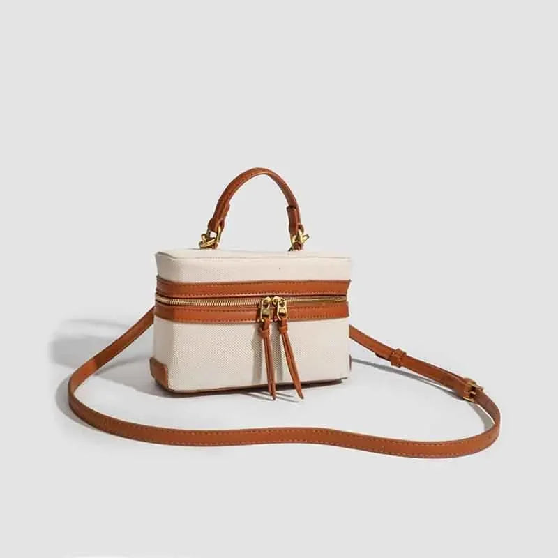 Designer Canvas Purse – Sleek, Lightweight & Everyday Fresh