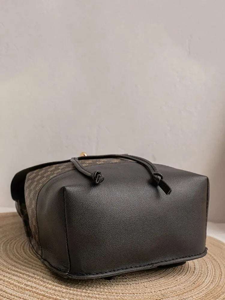 Leather Shoulder Bag – Slim, Portable, Large-Capacity Phone Backpack for Women