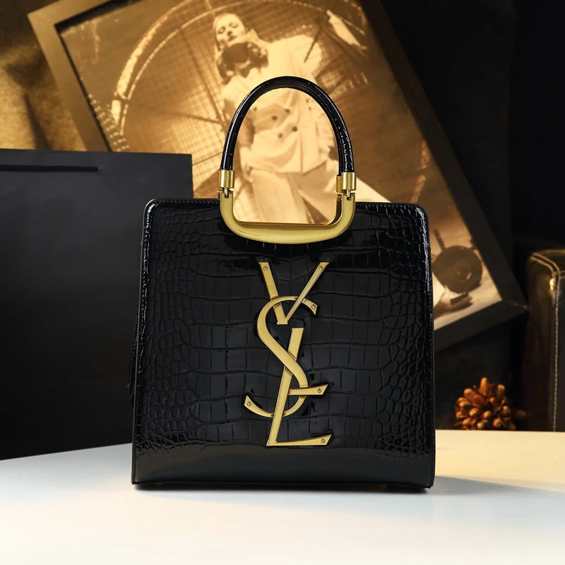 Luxury Crocodile Shoulder Bag – Chic, Seasonal & Sophisticated