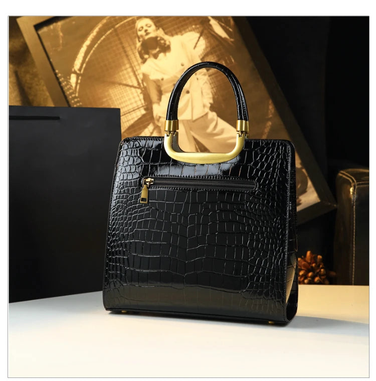 Luxury Crocodile Shoulder Bag – Chic, Seasonal & Sophisticated