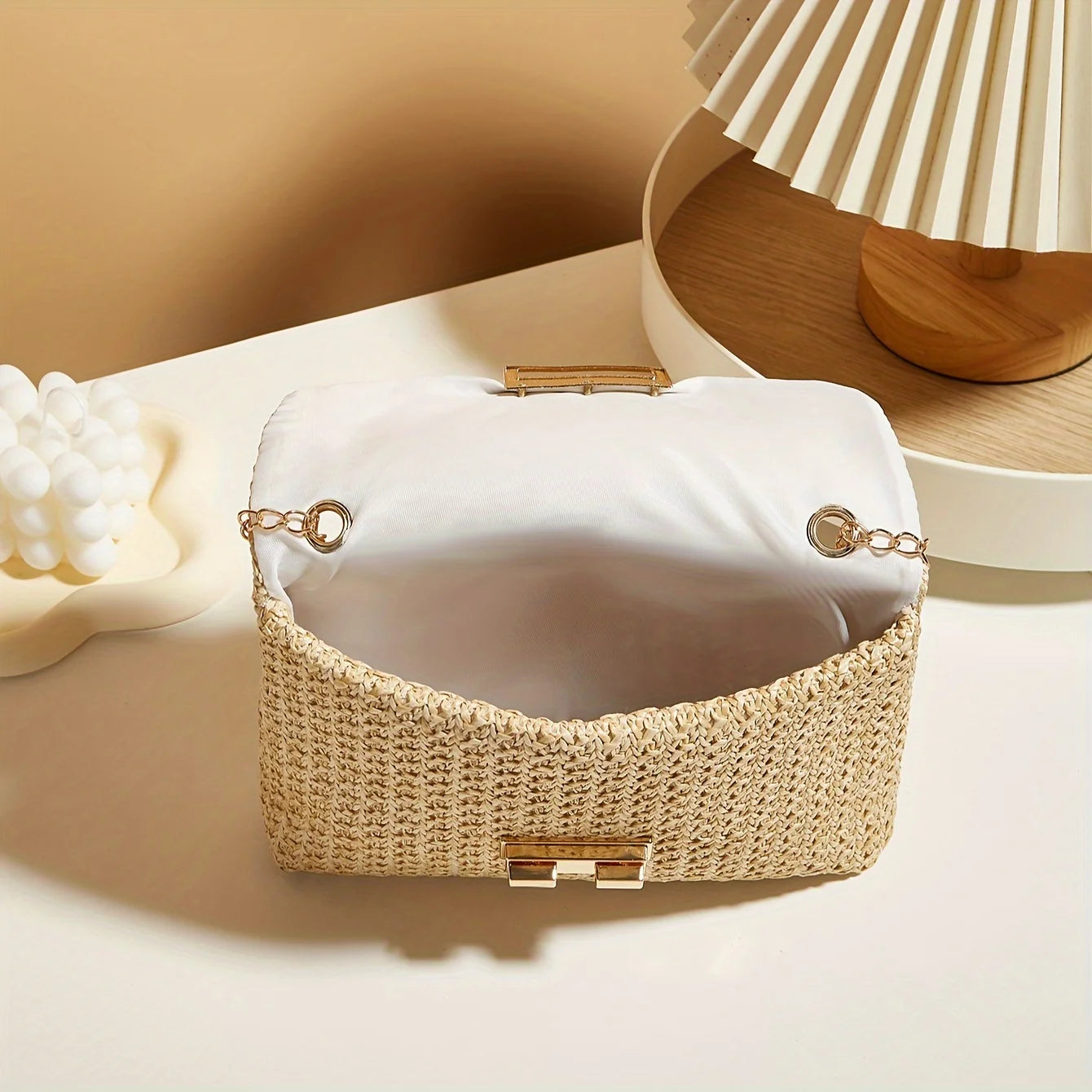 Woven Straw Shoulder Bag – Handwoven Solid Color Crossbody Purse with Lock Closure