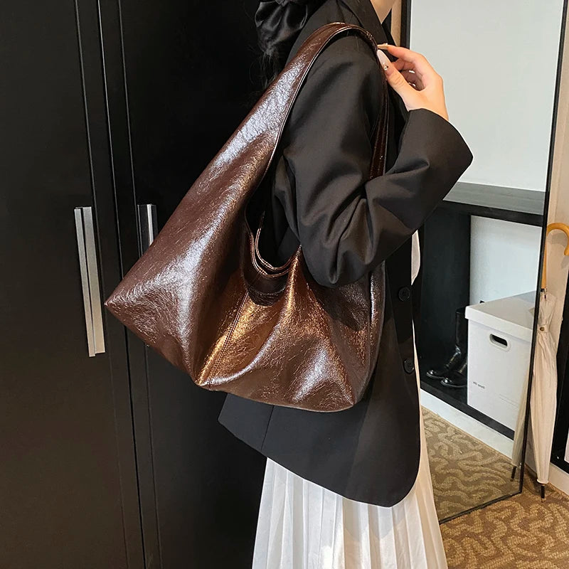 LEFTSIDE PU Shoulder Hobo