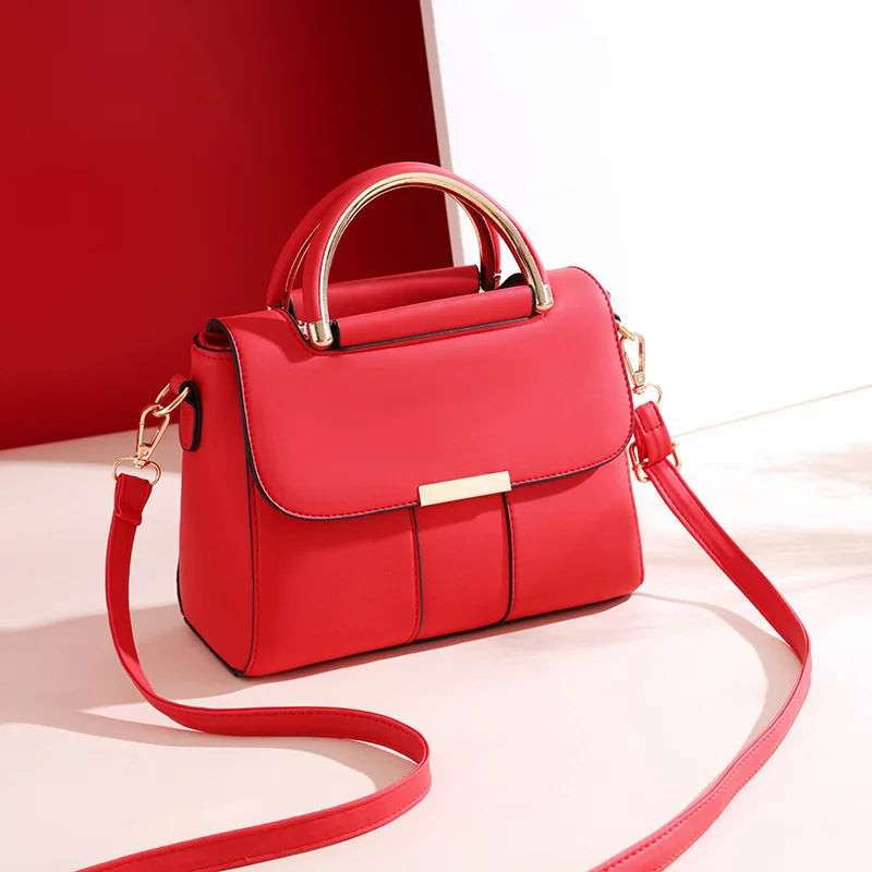 Fashion Crossbody – Compact, Cute & Perfect for Summe