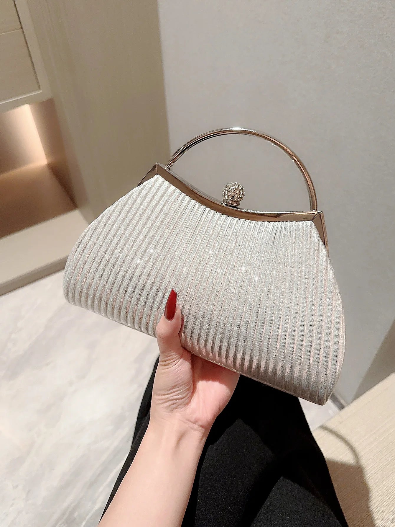 Classic Pleated Evening Bag – Shiny Handheld Clutch with Rhinestone Detail for Women