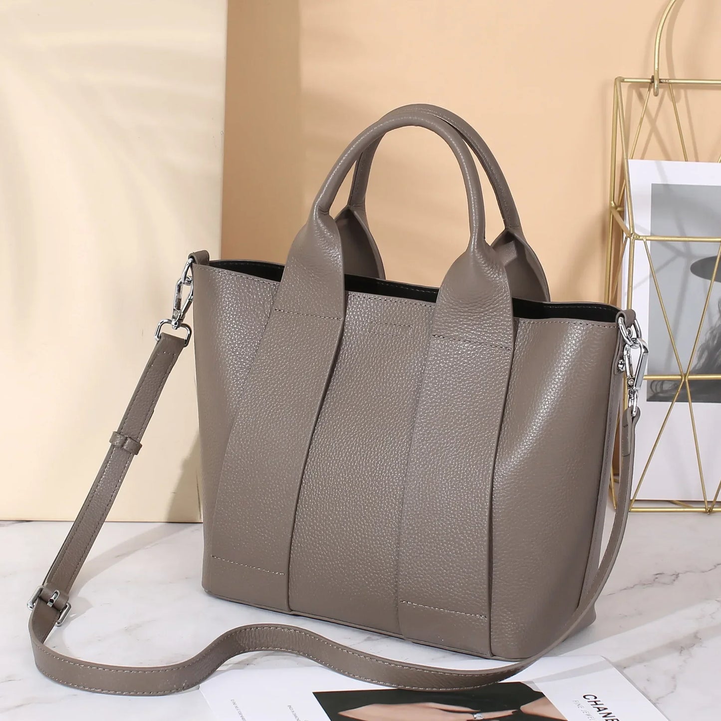 Genuine Leather Commuter Tote – Luxury Designer Shoulder & Crossbody Handbag for Women