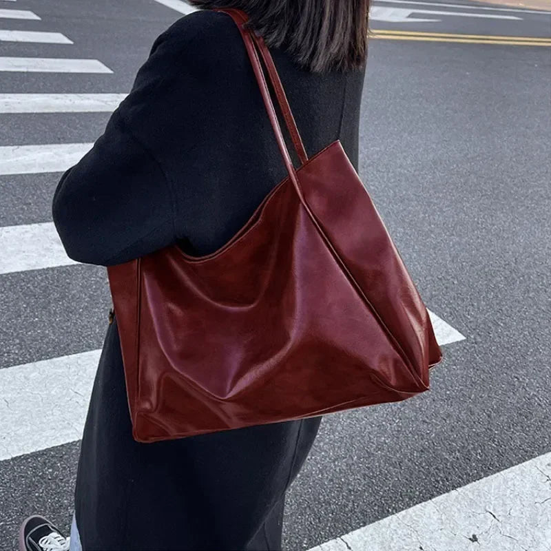 Fashion PU Leather Tote – Soft Large-Capacity Underarm & Crossbody Bucket Bag for Women