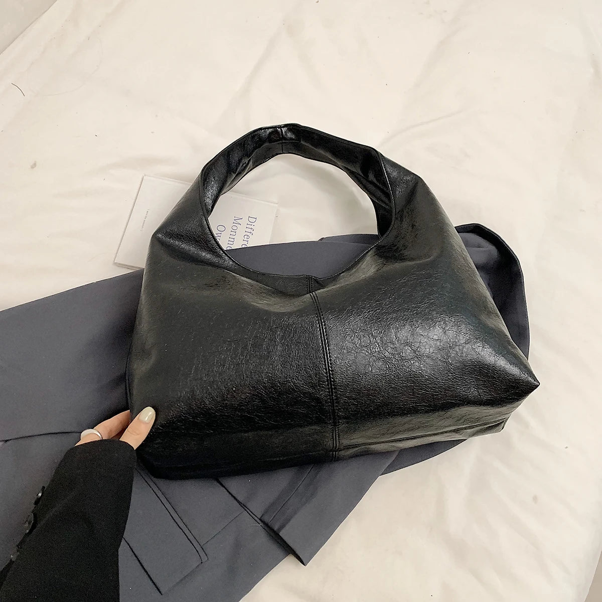 LEFTSIDE PU Shoulder Hobo