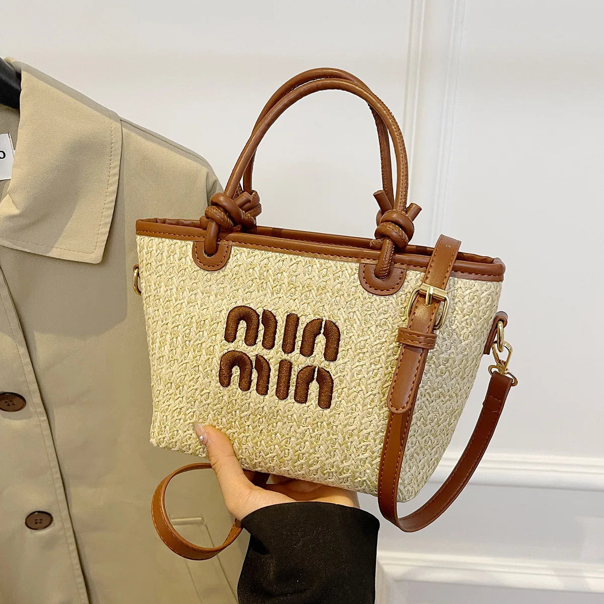 Summer Grass Handbag – Unique Design for Women
