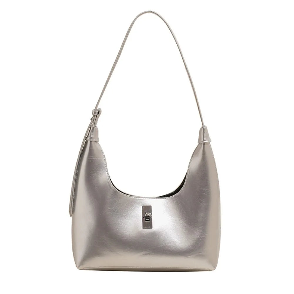 Minimalist Crescent Hobo Bag – Soft Leather Tote for Commuting & Outdoor Use