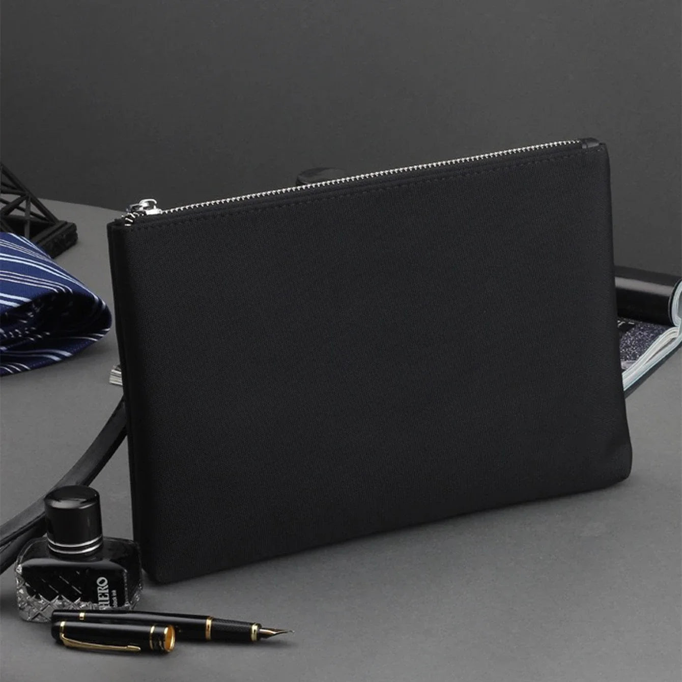 Slim Business Clutch – Men’s Portable Zipper Wristlet Handheld Bag