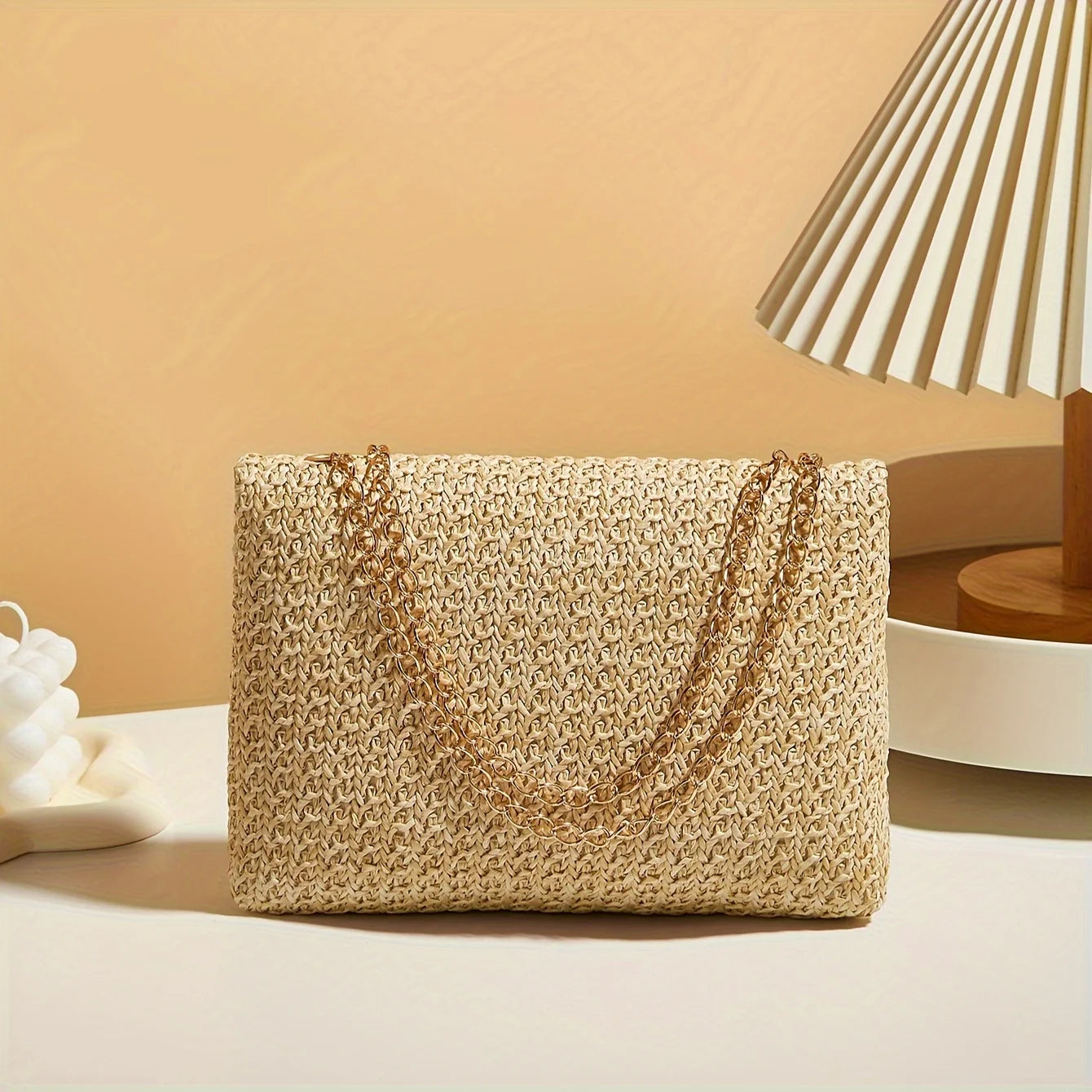 Woven Straw Shoulder Bag – Handwoven Solid Color Crossbody Purse with Lock Closure