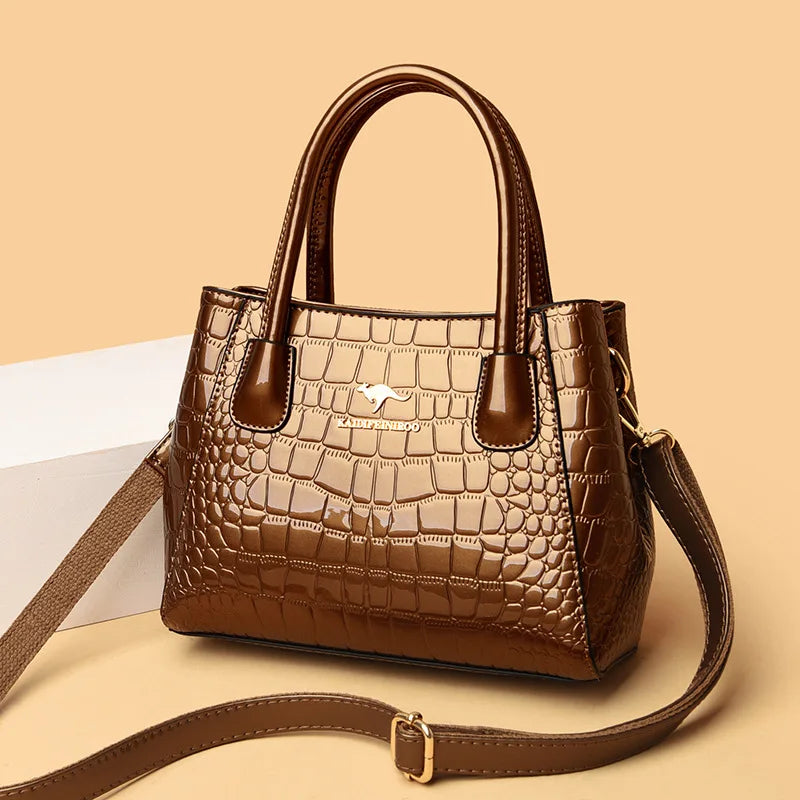 Versatile Spacious Everyday Tote for Women