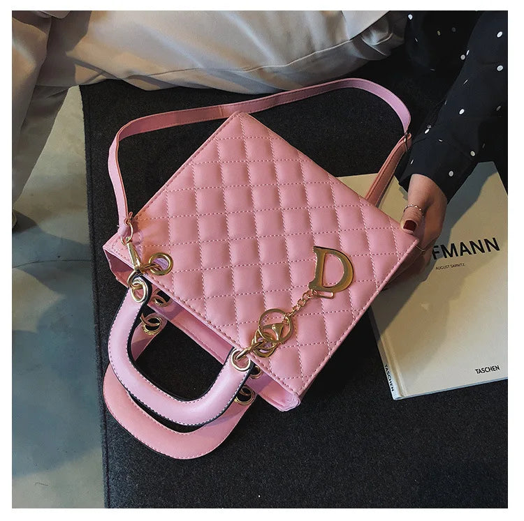 Luxury Chain Tote – Trendy Quilted Design & Versatile Carry
