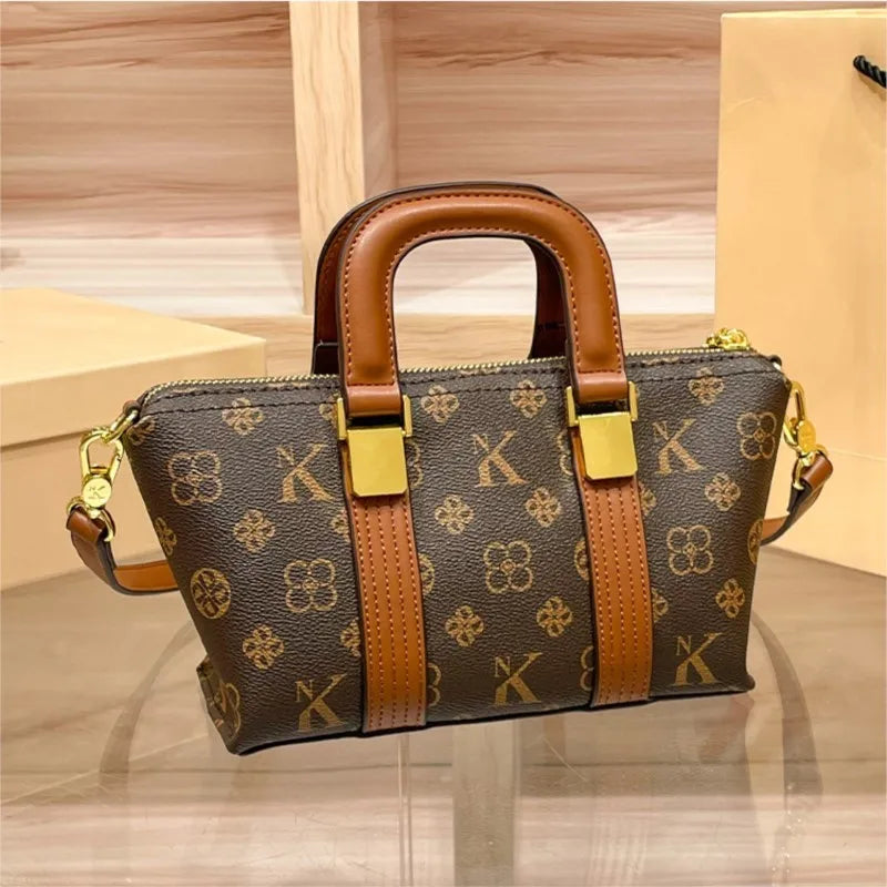 Retro Designer Handbag – High-End Autumn/Winter Shoulder & Crossbody Tote for Women