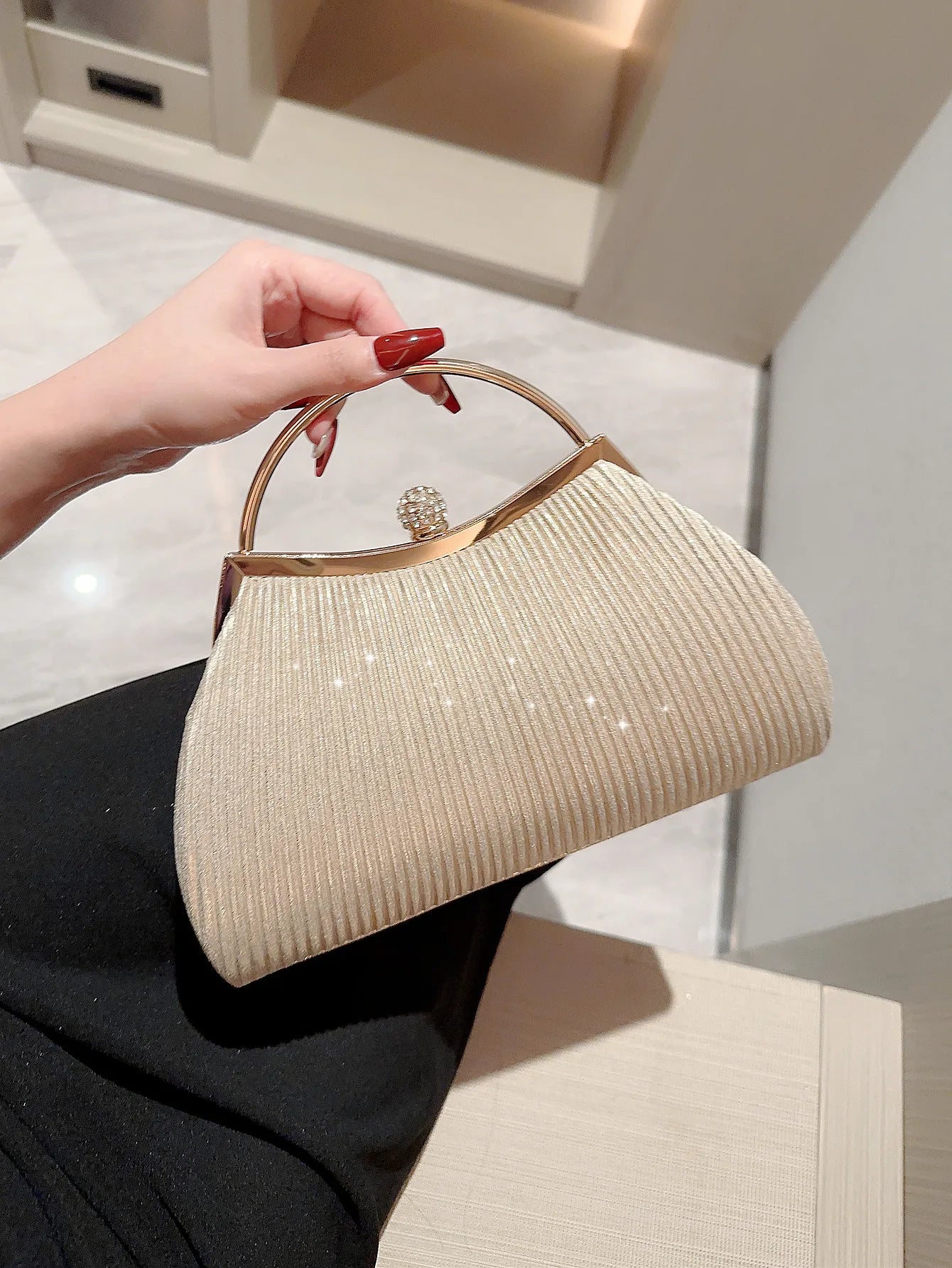 Classic Pleated Evening Bag – Shiny Handheld Clutch with Rhinestone Detail for Women