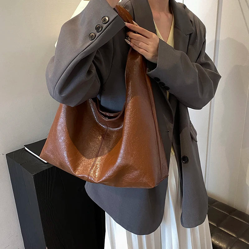 LEFTSIDE PU Shoulder Hobo