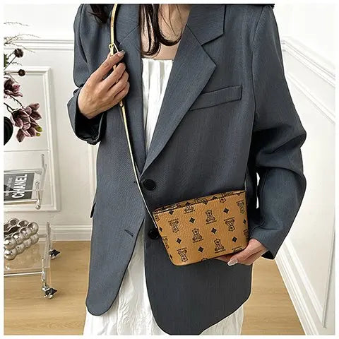Luxury Shoulder Bag – High-Quality Underarm Crossbody with Adjustable Strap