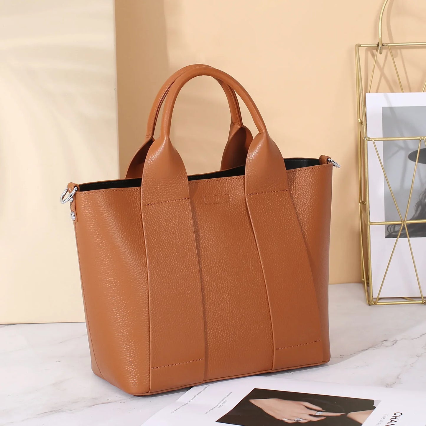 Genuine Leather Commuter Tote – Luxury Designer Shoulder & Crossbody Handbag for Women