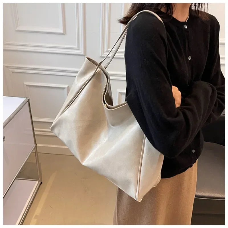 Fashion PU Leather Tote – Soft Large-Capacity Underarm & Crossbody Bucket Bag for Women