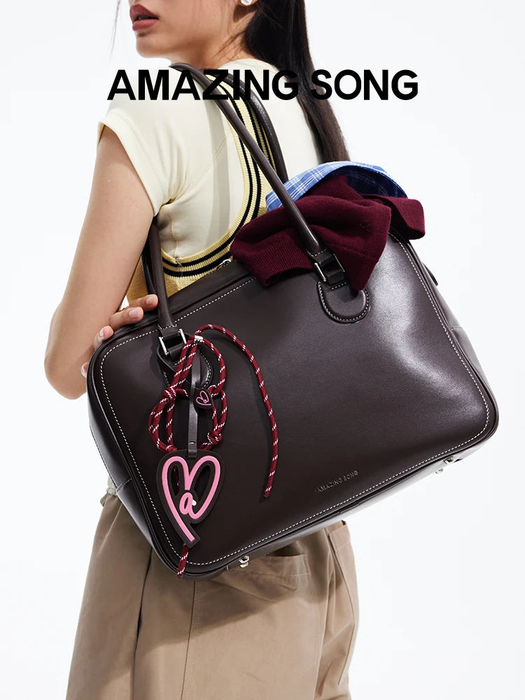 Amazing Song Toast L Bag – Stylish Shoulder Handbag with Unique Design