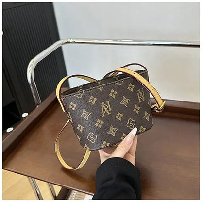 Luxury Shoulder Bag – High-Quality Underarm Crossbody with Adjustable Strap