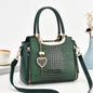 Retro-Inspired Shoulder Bag – Chic, Versatile & Premium