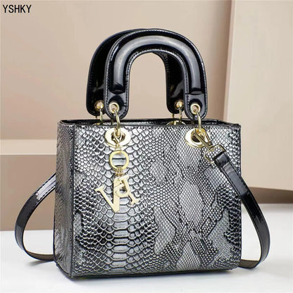 Large-Capacity Shoulder Bag – Patterned Crossbody & Bucket Handbag for Women