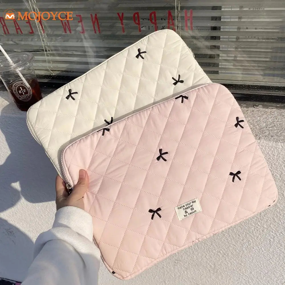 Quilted Fluffy Laptop Sleeve – Diamond Lattice Tablet Bag with Bow Print