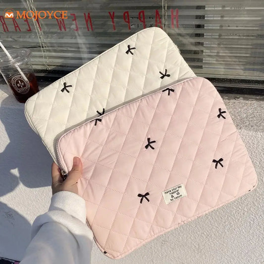 Quilted Fluffy Laptop Sleeve – Diamond Lattice Tablet Bag with Bow Print