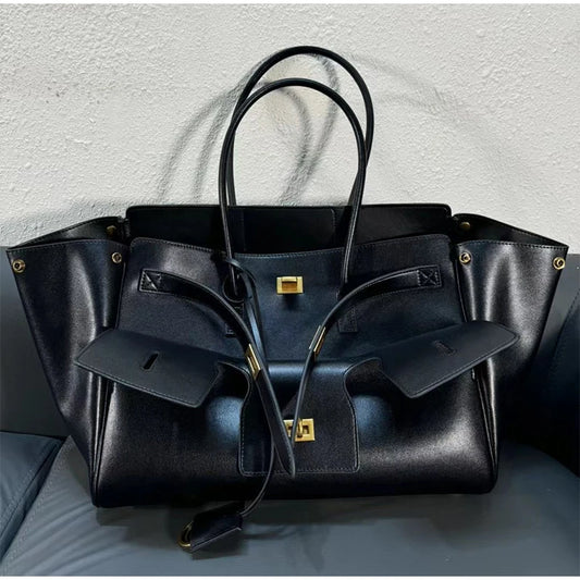 Black Genuine Leather Lock Tote – Trendy Winged Shoulder Bag for Women’s Daily Commute